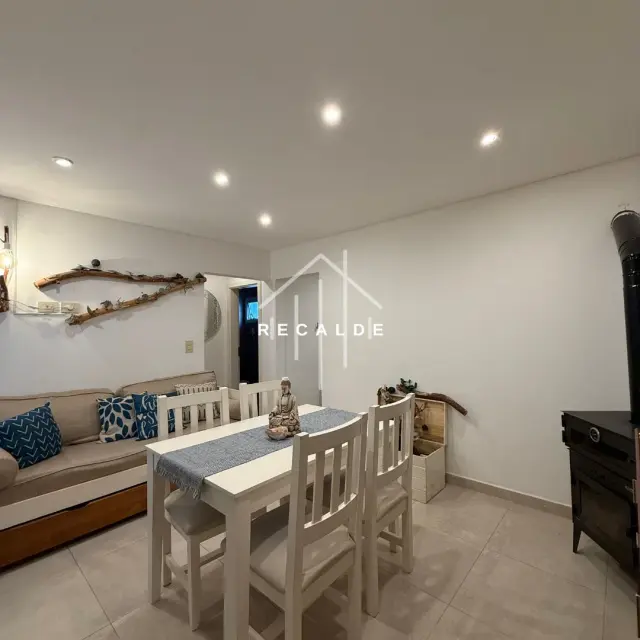 ALQUILER ANUAL – DEPARTAMENTO 2 AMBIENTES MAR DE AJO